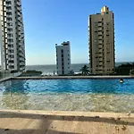 Apartamento Tres Habitaciones, Edificio Montu, Playas De Marbella, Cartagena