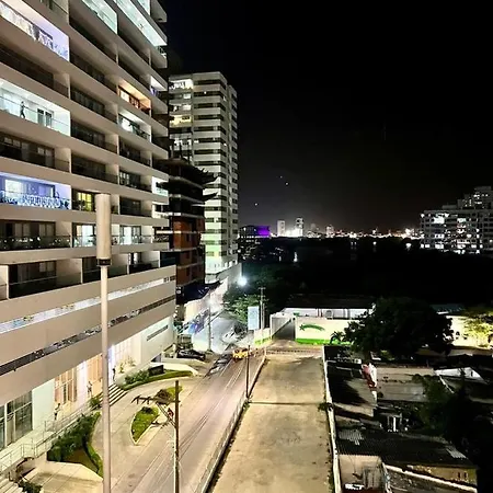 Apartamento Tres Habitaciones, Edificio Montu, Playas De Marbella, Apartamento Cartagena