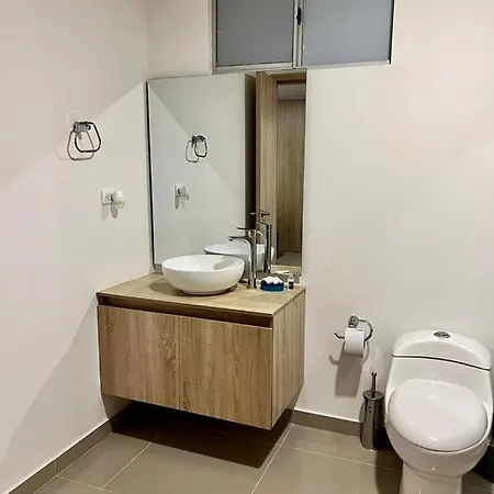 Apartamento Tres Habitaciones, Edificio Montu, Playas De Marbella, * Cartagena